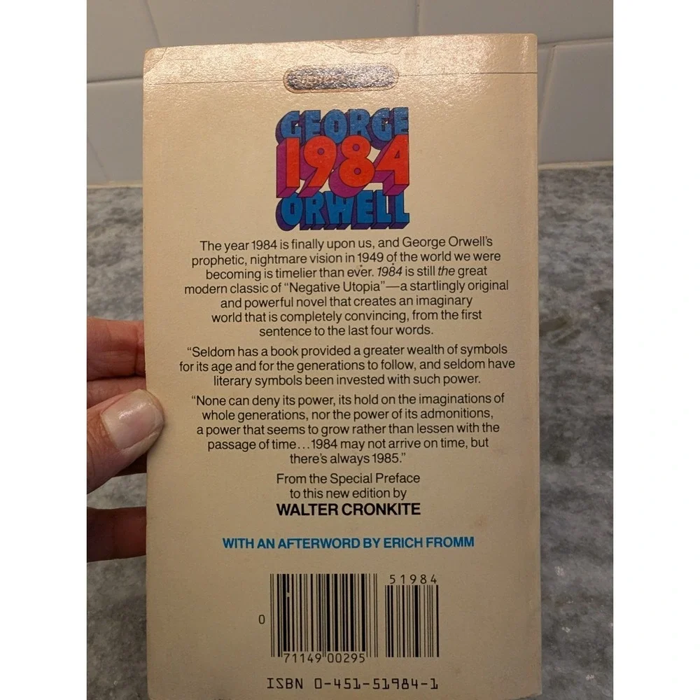 GEORGE ORWELL 1984 (1983 Signet Paperback) Commemorative Edition Walter Cronkite